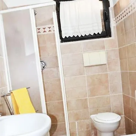 *appartamento Con Ampia Veranda Vicino Al Mare * * Loiri Porto San Paolo