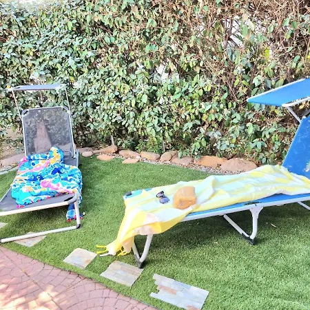 Apartment *appartamento Con Ampia Veranda Vicino Al Mare * Porto San Paolo (Sardinia)